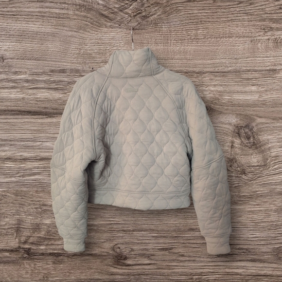 Lululemon Scuba Oversized Quilted Half Zip - Picture 4 of 5